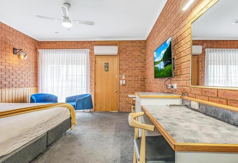 Люкс Повышенной Комфортности, Golden River Motor Inn