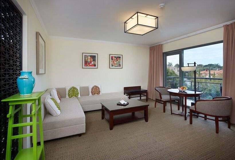 Люкс, Pagoda Resort & Spa