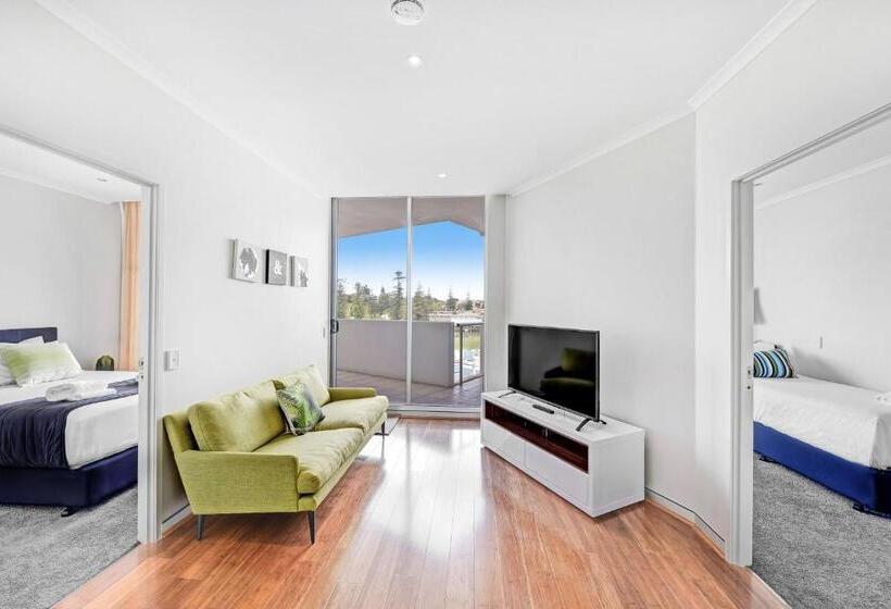 شقة غرفة واحدة مطلة على البحر, Sandcastle Apartments