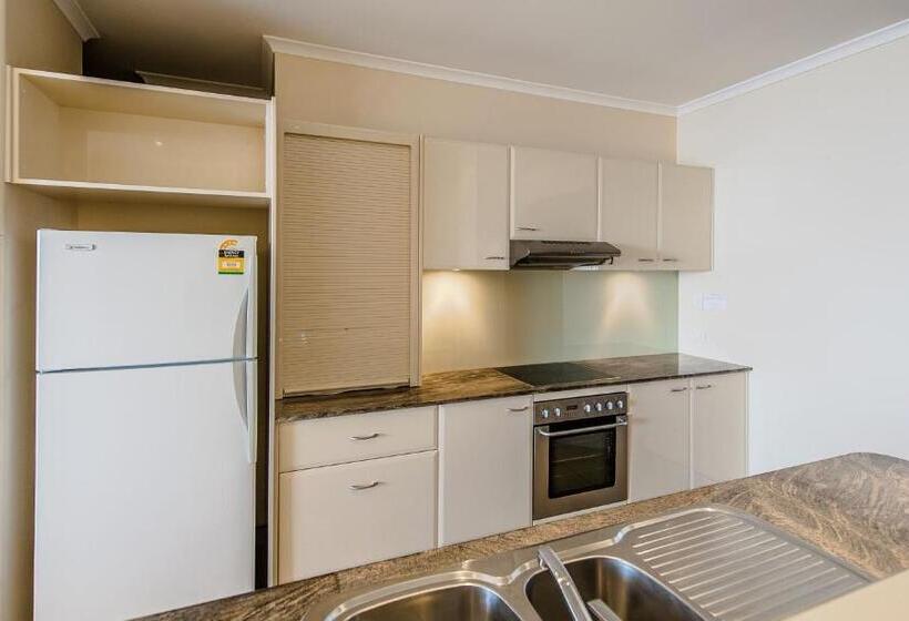 شقة غرفتين مطلة على البحر, Sandcastle Apartments