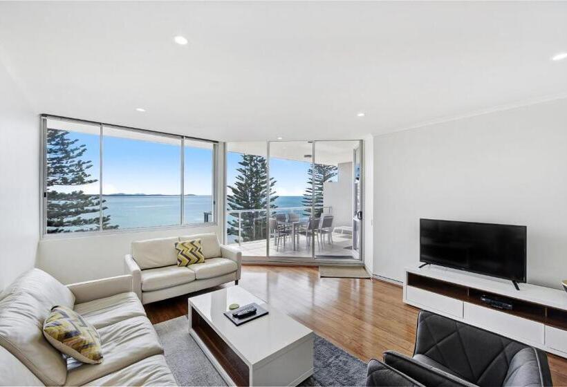 شقة 3 غرف مطلة على البحر, Sandcastle Apartments