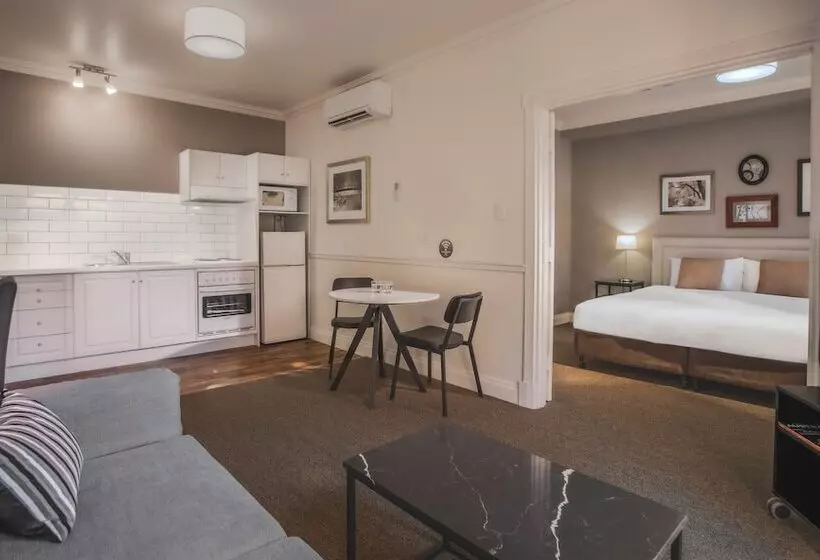 1ベッドルームアパートメント, Majestic Old Lion Apartments