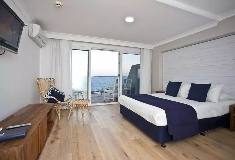 Suite Queen Bed, Ocean Front Motel