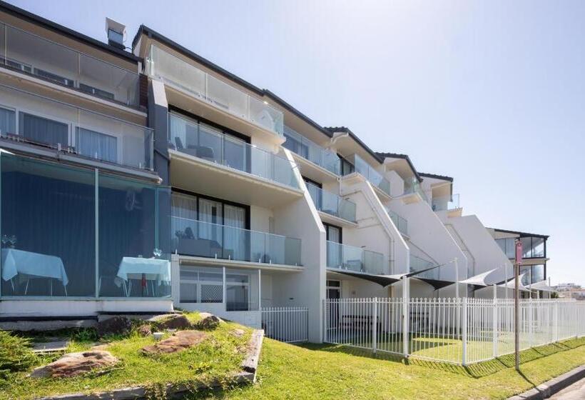 غرفة قياسية مزوَّدة بشُرفة, Ocean Front Motel