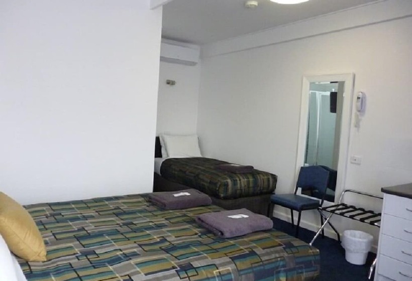 标准单人间, Otway Gate Motel