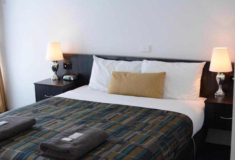 标准单人间, Otway Gate Motel