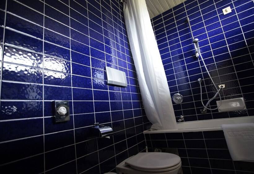 חדר אקונומי, Design Hotel Miramonte