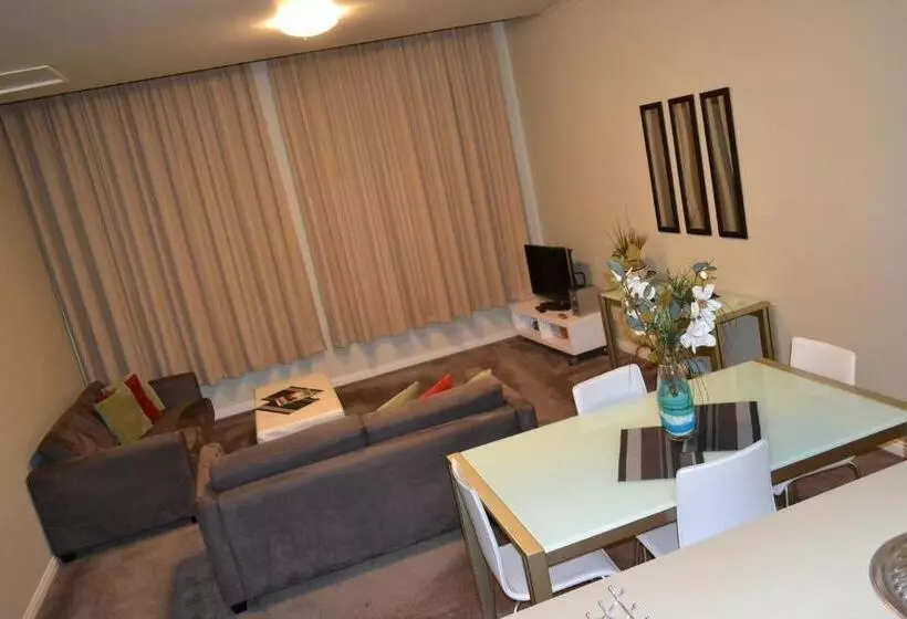 ２ベッドルームアパートメント, Flinders Landing Apartments