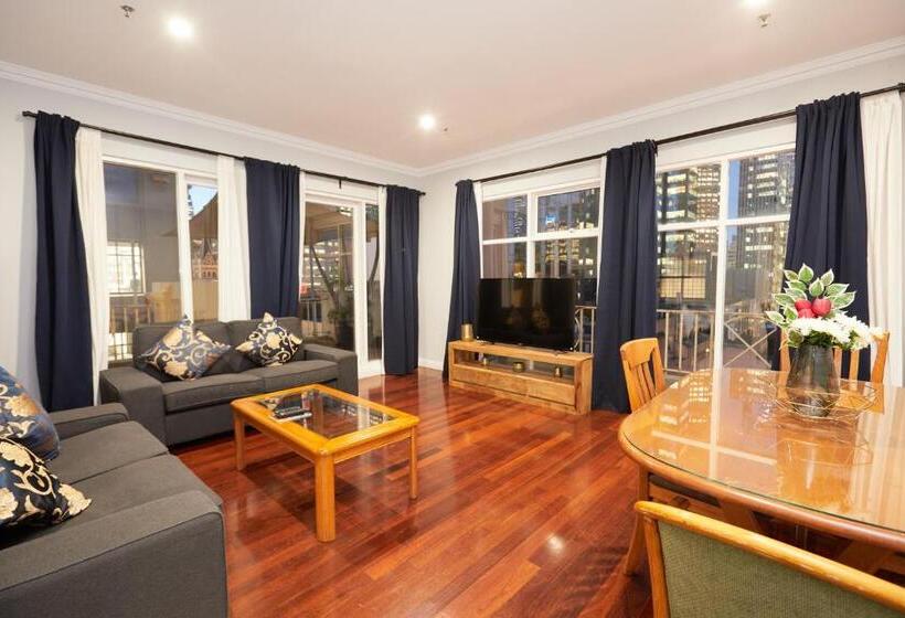 2침실 펜트하우스 아파트, Flinders Landing Apartments