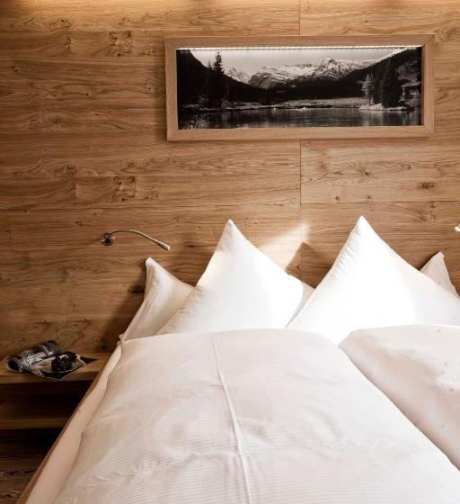 شقة غرفتين, Goldener Berg