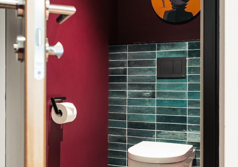 패밀리 룸, Schani Uno City