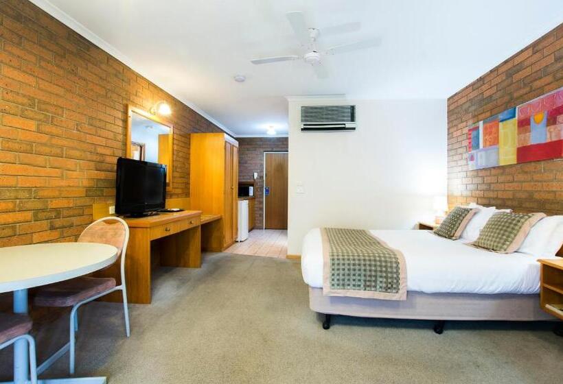 חדר סטנדרט עם ג'קוזי, Sportslander Motor Inn