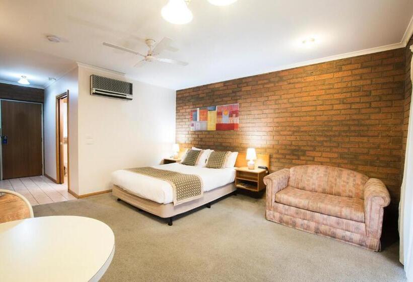 חדר סטנדרט עם ג'קוזי, Sportslander Motor Inn