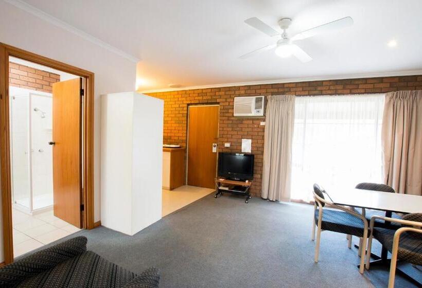 סוויטה משפחתית 2 חדרי שינה, Sportslander Motor Inn