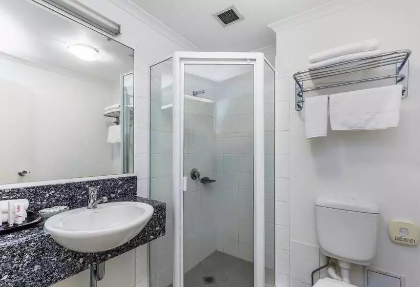 اتاق استاندارد با تخت بزرگ, The Wellington Apartment