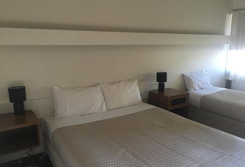 스탠다드 룸, Shepparton Motor Inn Tudor House Motel