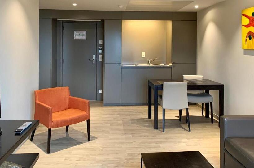 家族用アパートメント, Castelnou Apart