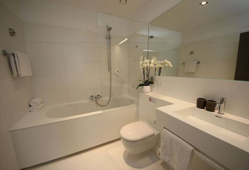 컴포트 룸, Astoria Gent