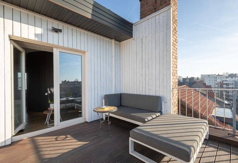 디럭스 룸 도시 전망, Carlton