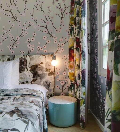 جناح ديلوكس, Small Luxury Hotel De Witte Lelie