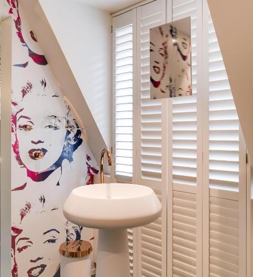 جناح ديلوكس, Small Luxury Hotel De Witte Lelie