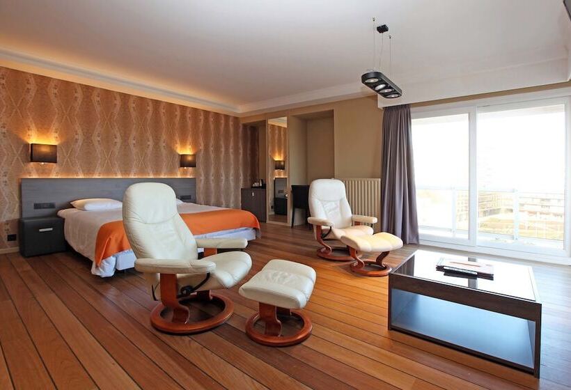 سوئیت رویال, Donny