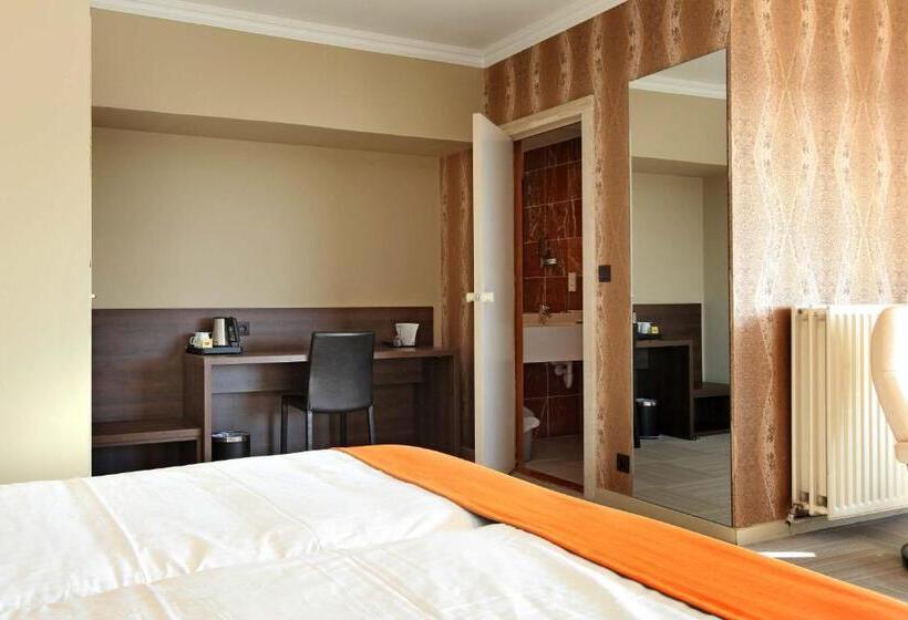 سوییت جونیور, Donny