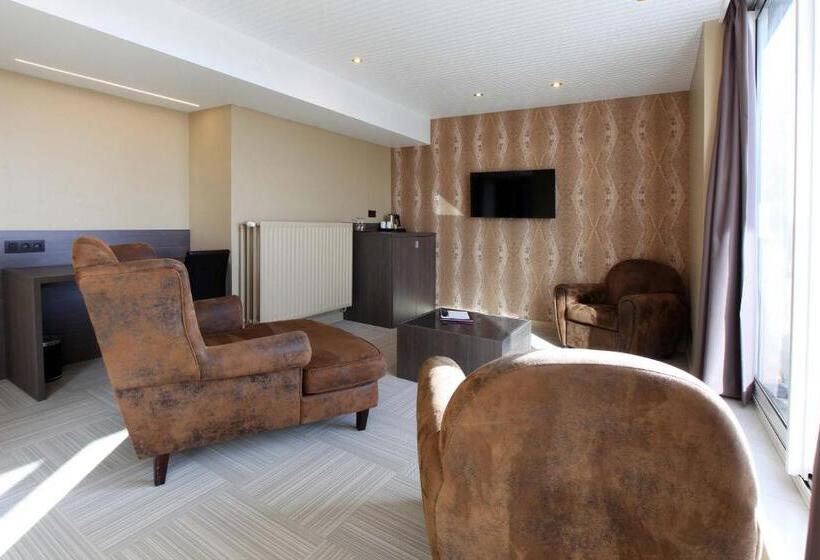 سوئیت پنت هاوس, Donny