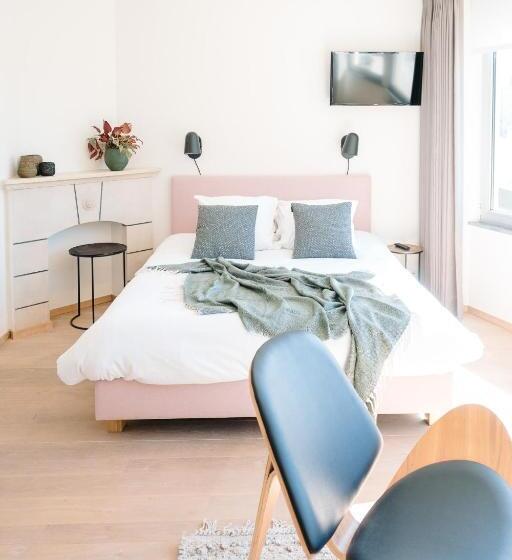 带露台的标准工作室, Du Bassin