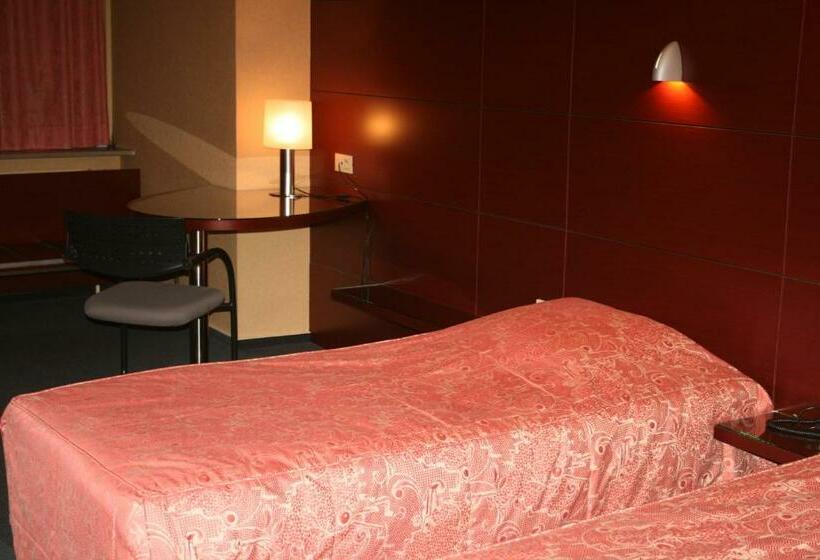 스탠다드 싱글 룸, Shamrock