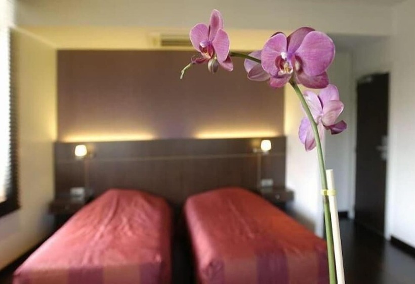 标准间, The Century