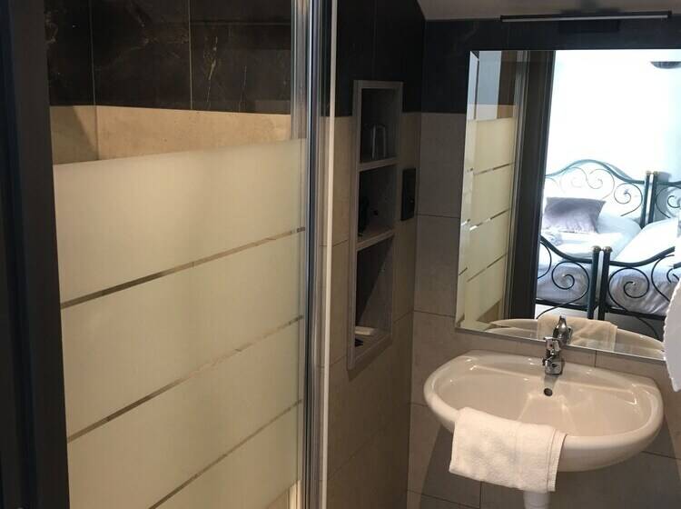 Номер Стандарт, Tropical