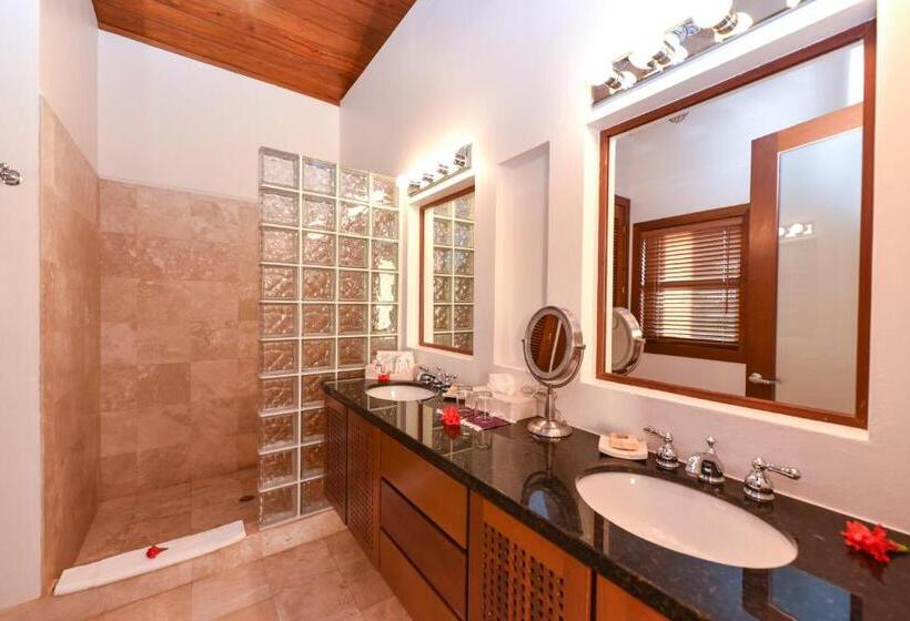 سوییت, Victoria House Resort & Spa