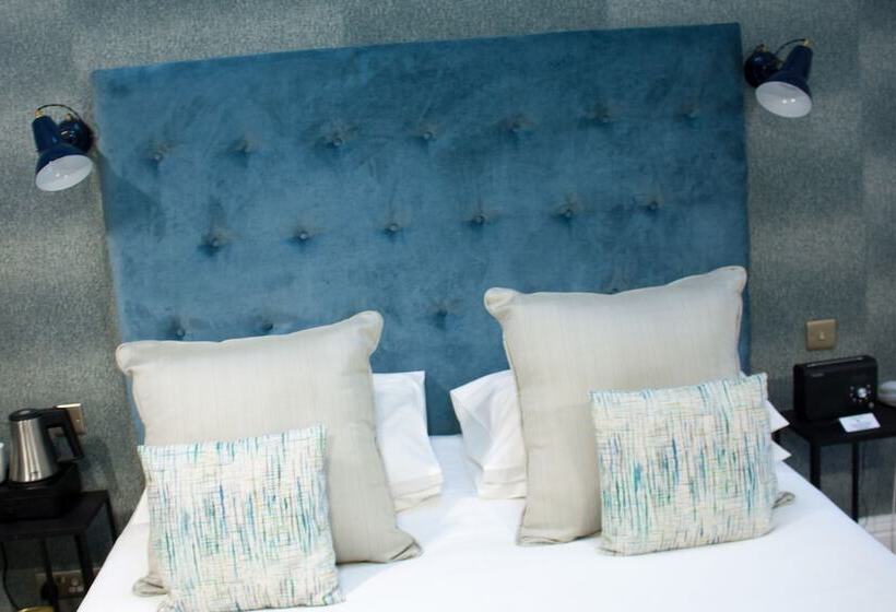 Классический Номер, Ascot House