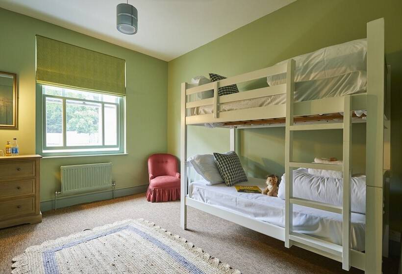 家庭间, The Barnsdale, Rutland