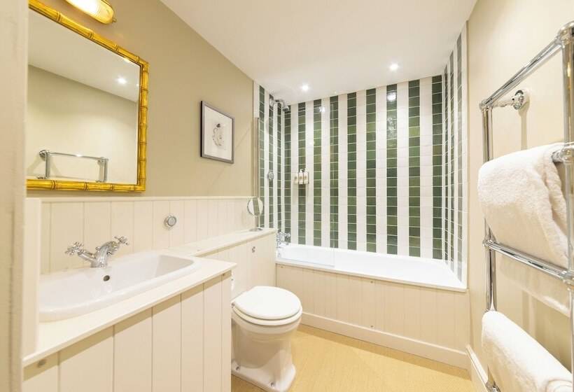 皇家房间, The Barnsdale, Rutland