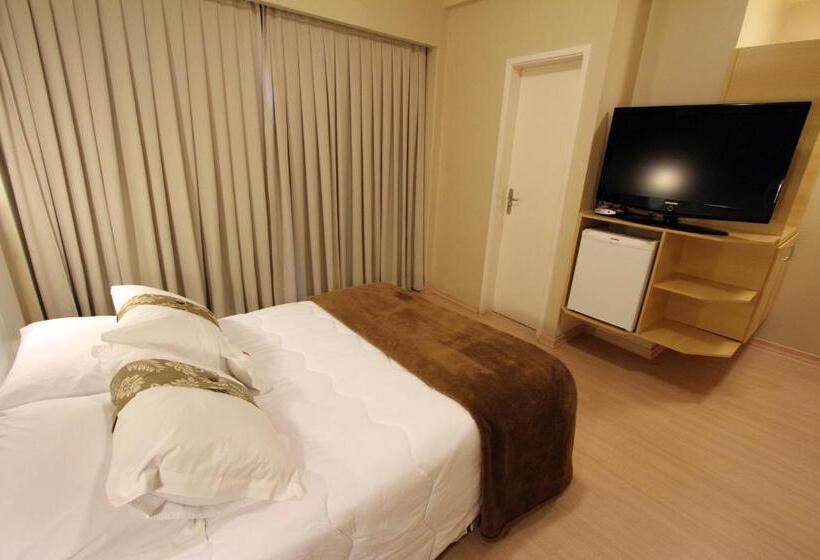 高级大房间, Curi Executive