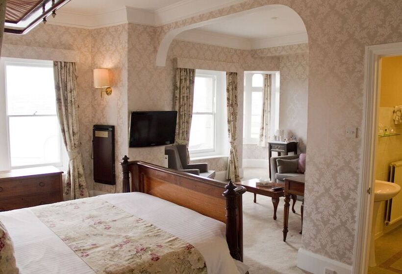 اتاق سوپریور, Duke Of Cornwall