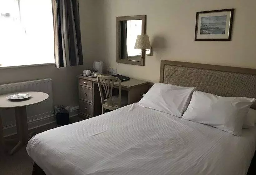 اتاق اکونومی, Penmere Manor