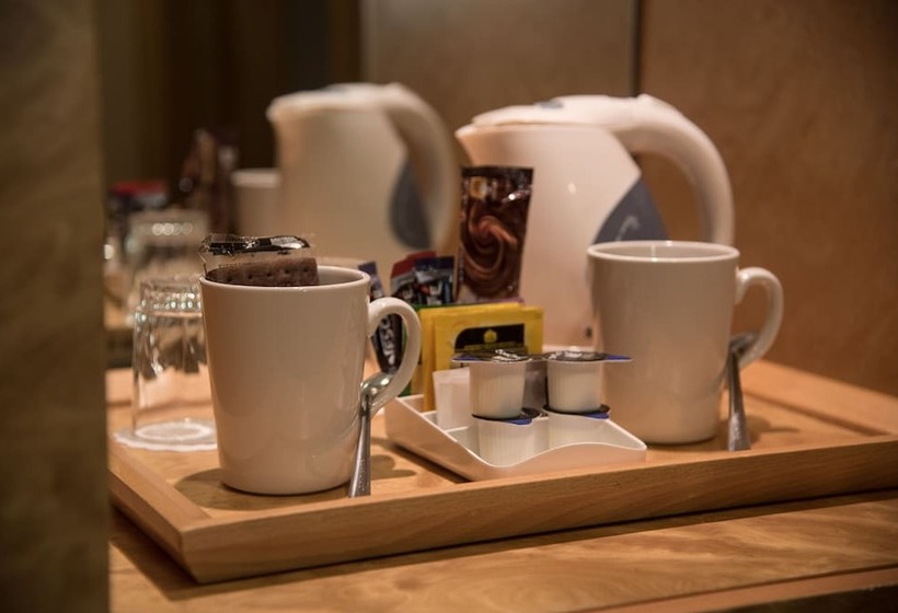 Номер Deluxe, Regency Park Hotel, Health Club & Spa