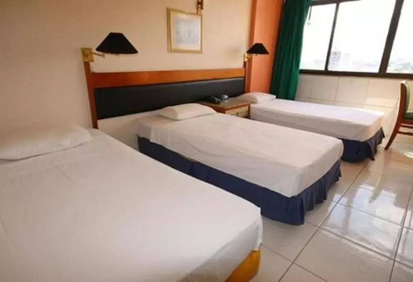 3-Bett-Standardzimmer, Taj Mahal