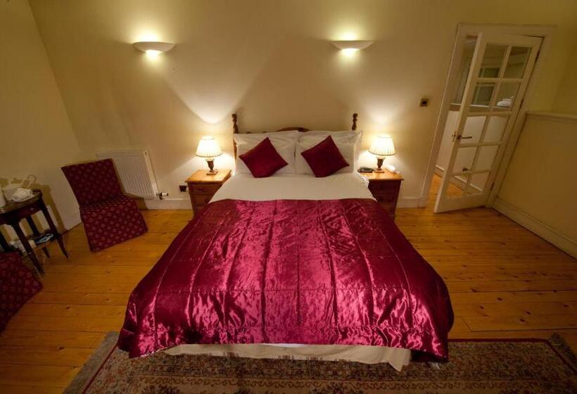 חדר אקזקיוטיב, The Ben Doran Guest House