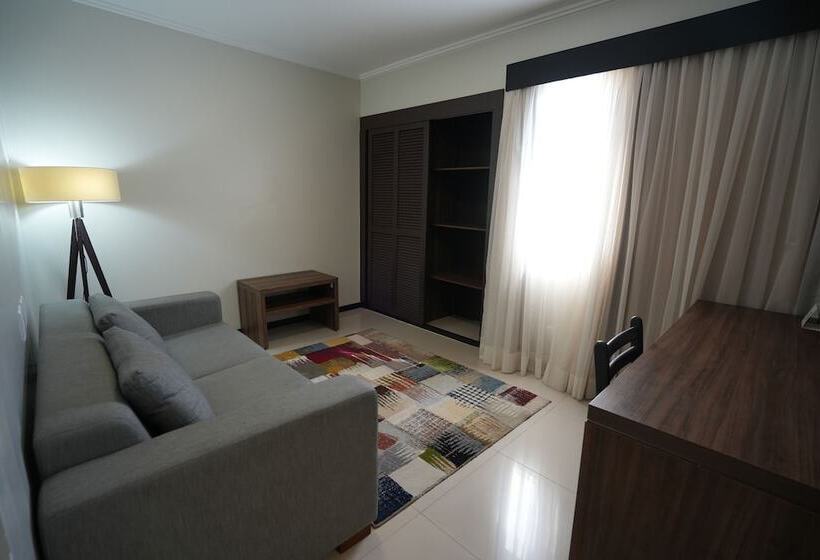 프리미엄 룸, Wyndham Golden Foz Suites