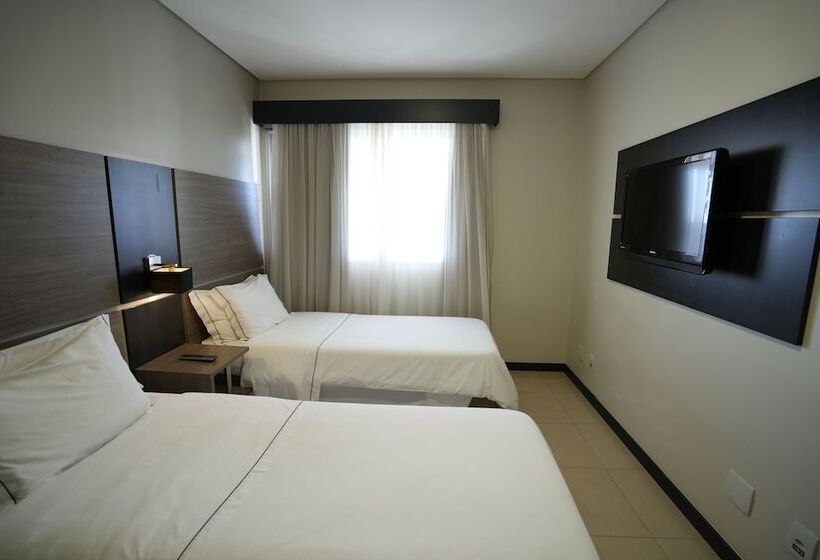 デラックスルーム, Wyndham Golden Foz Suites