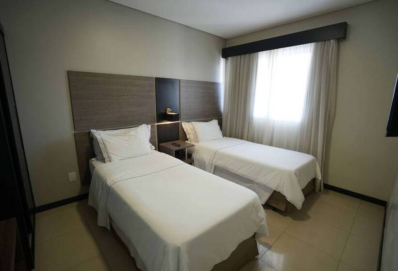 デラックスルーム, Wyndham Golden Foz Suites