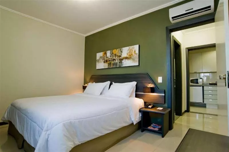 デラックスルーム, Wyndham Golden Foz Suites