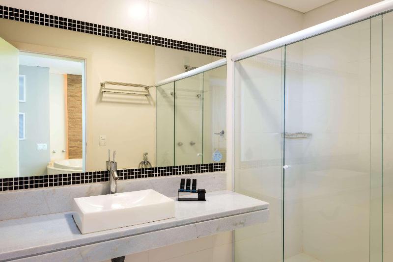 デラックスルーム, Wyndham Golden Foz Suites