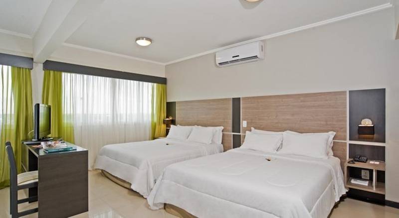 プレミアムトリプルルーム, Wyndham Golden Foz Suites