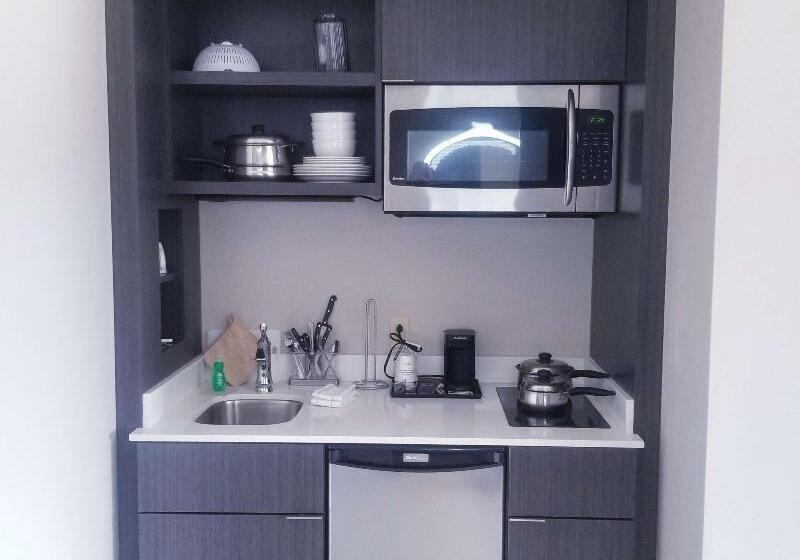 스위트, Wyndham Golden Foz Suites