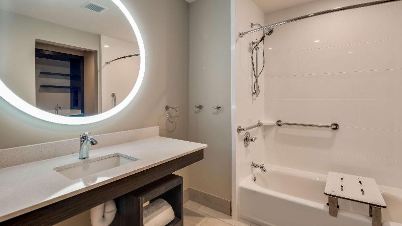 スイート, Wyndham Golden Foz Suites